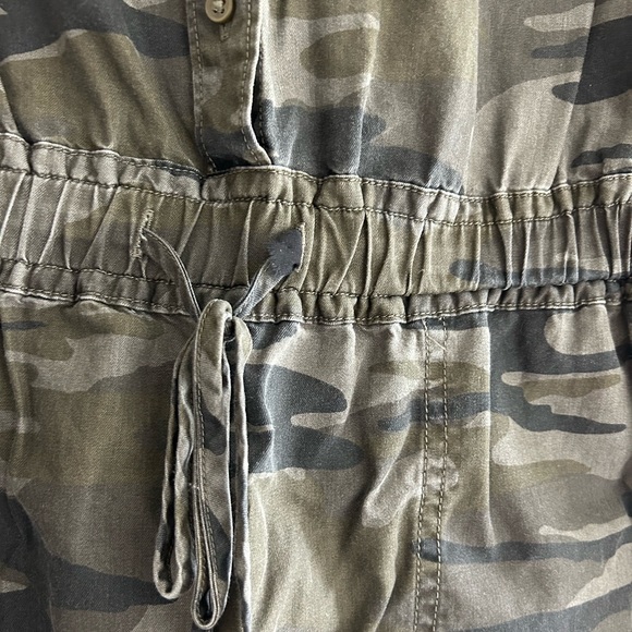 Express camo romper - Picture 2 of 8